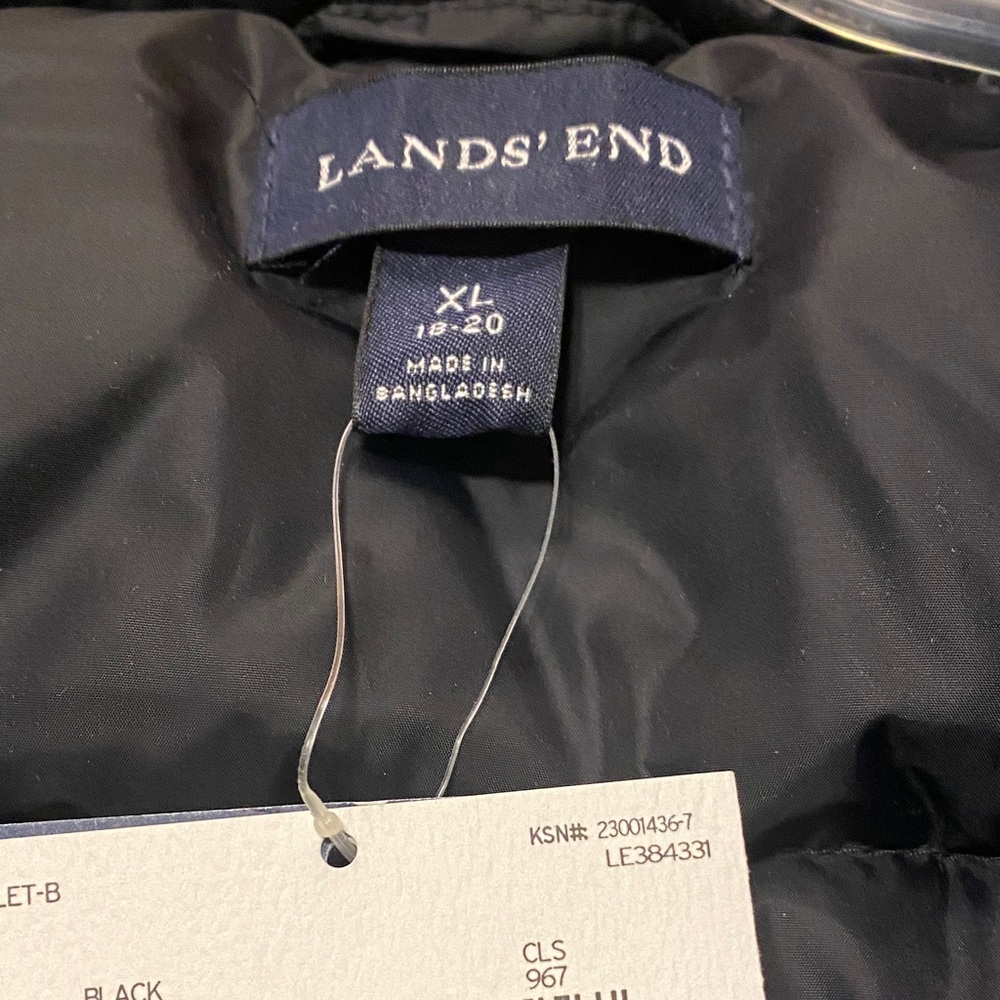 Lands' End Quilted Black Vest - Picture 3 of 4